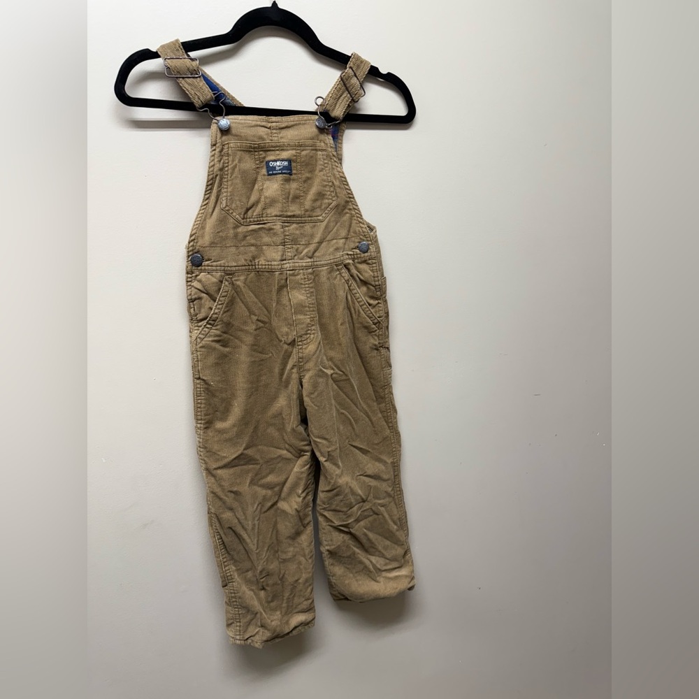 OshKosh B'gosh size 5t
Tan Corduroy Overalls